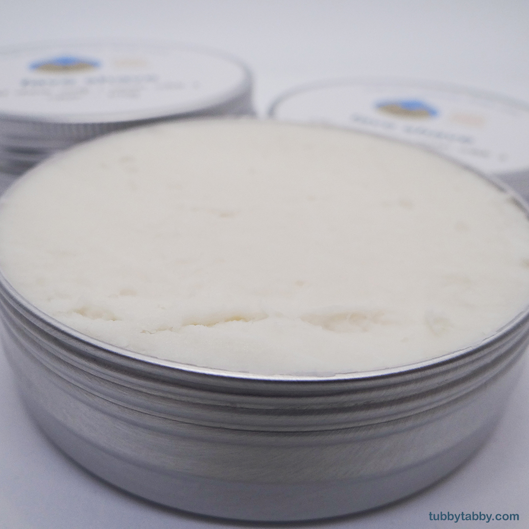 Fave Shave handmade shaving soap by Tubby Tabby Soaps (zero waste tin uncapped)